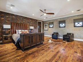 11095 Memorial Drive, Houston TX 77024