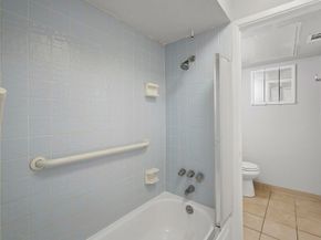 5667 Birchmont Drive H, Houston TX 77091