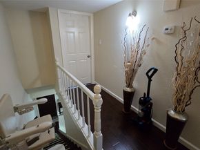 1805 Stoney Brook Drive 103, Houston TX 77063