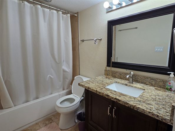 1805 Stoney Brook Drive 103, Houston TX 77063