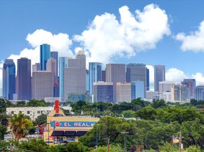 1111 Caroline Street 2908, Houston TX 77010