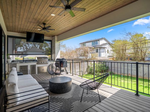 4991 Dumfries Drive, Houston TX 77096