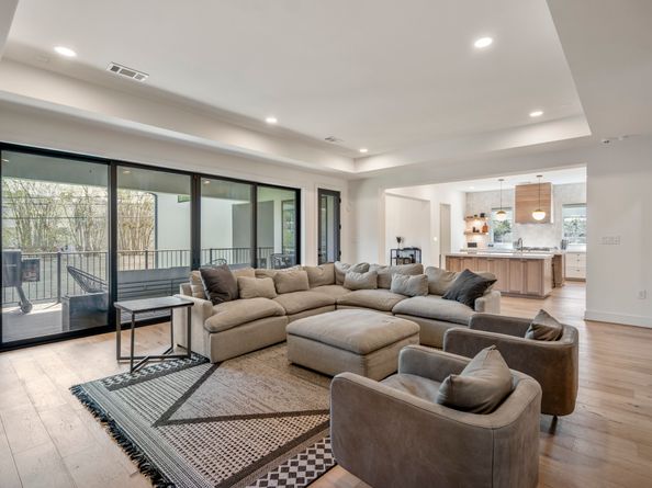 4991 Dumfries Drive, Houston TX 77096