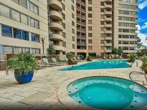 3525 Sage Road 1213, Houston TX 77056