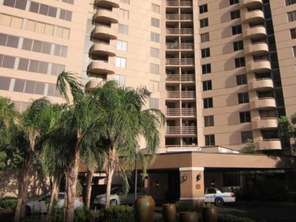 3525 Sage Road 1213, Houston TX 77056