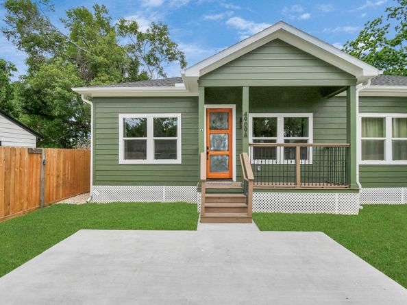 4909 Higgins Street A/B, Houston TX 77033