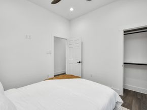 4909 Higgins Street A/B, Houston TX 77033