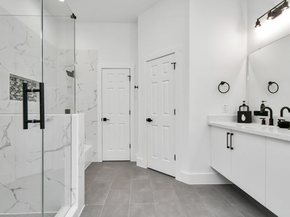 4909 Higgins Street A/B, Houston TX 77033