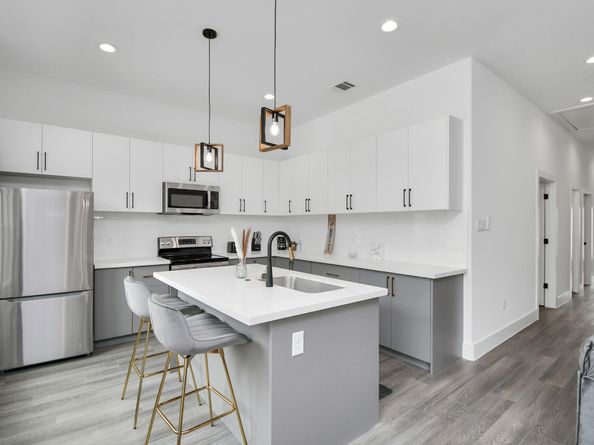 4909 Higgins Street A/B, Houston TX 77033