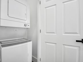4909 Higgins Street A/B, Houston TX 77033