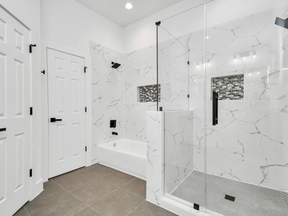4909 Higgins Street A/B, Houston TX 77033