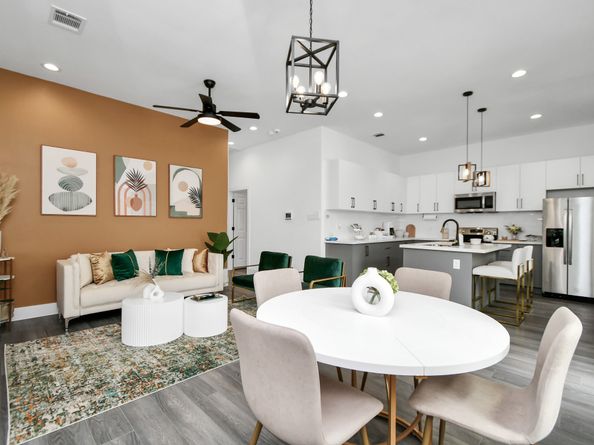 4909 Higgins Street A/B, Houston TX 77033