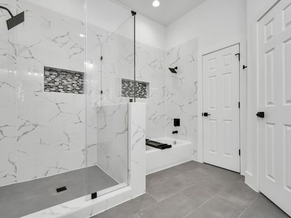 4909 Higgins Street A/B, Houston TX 77033