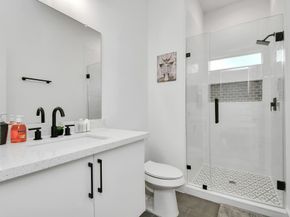 4909 Higgins Street A/B, Houston TX 77033