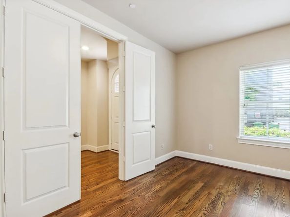 2607 Cohn Street, Houston TX 77007