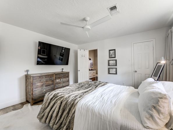 5503 Cheshire Lane, Houston TX 77092