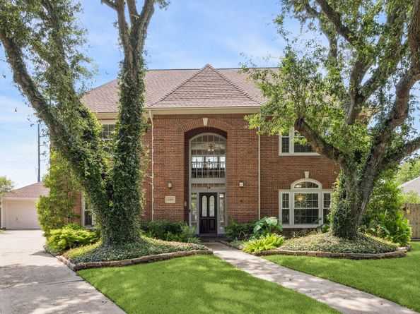 4106 Alice Drive, Sugar Land TX 77478