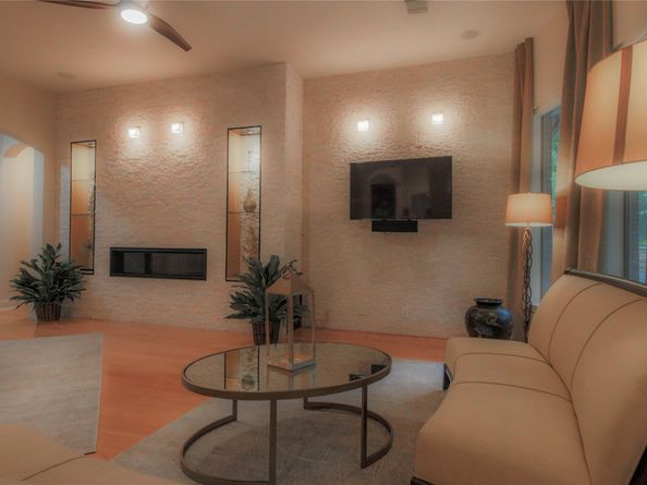 1904 Cliff Manor Drive, Conroe TX 77304