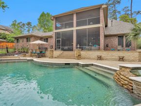 1904 Cliff Manor Drive, Conroe TX 77304