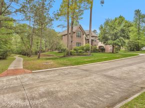 1904 Cliff Manor Drive, Conroe TX 77304