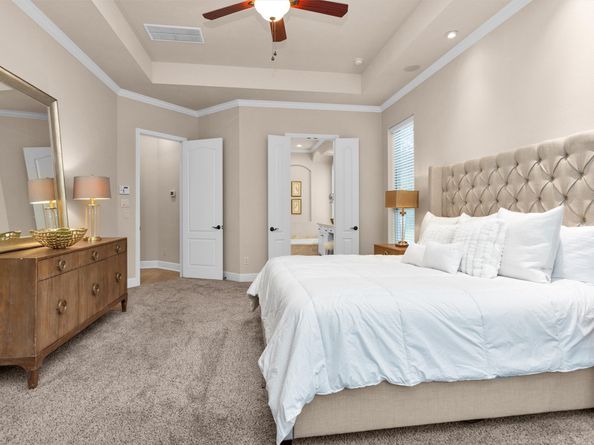 1904 Cliff Manor Drive, Conroe TX 77304