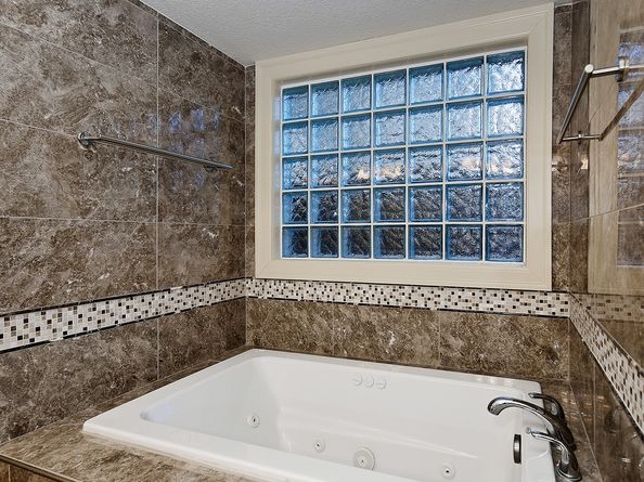 1111 Fleetwood Place Drive, Houston TX 77079