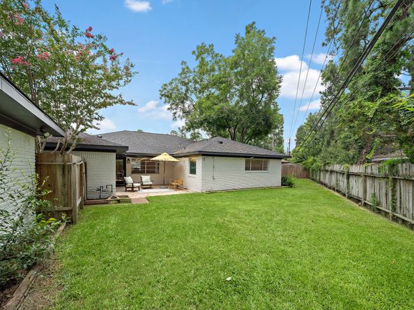 4903 Candleglow Drive, Houston TX 77018