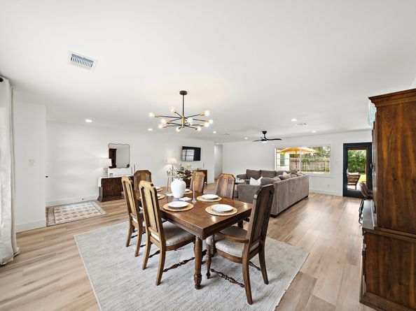 4903 Candleglow Drive, Houston TX 77018