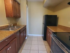7400 Bissonnet Street 1623, Houston TX 77074