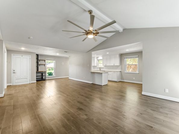 2515 Blue Willow Drive, Houston TX 77042
