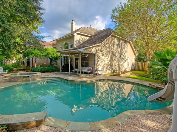 19 E Sundance Circle, The Woodlands TX 77382