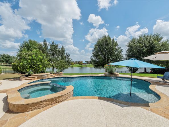 10114 E Frio River Circle N, Cypress TX 77433