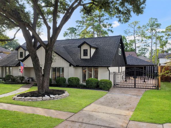 1123 Candlelight Lane, Houston TX 77018