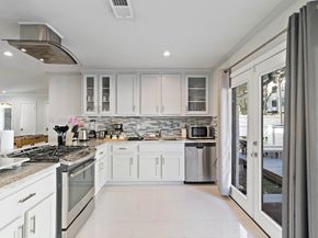 1825 Locksford Street, Houston TX 77008