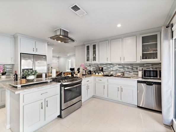 1825 Locksford Street, Houston TX 77008