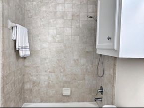 3730 Main Poplar Dr, Houston TX 77025