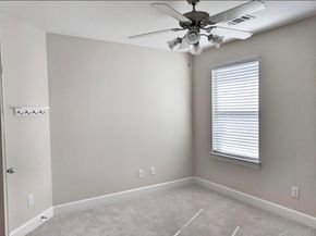 3730 Main Poplar Dr, Houston TX 77025