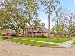 15702 Mesa Verde Drive, Houston TX 77059