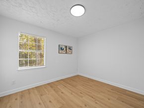 8726 Wilcrest Drive 8726, Houston TX 77099