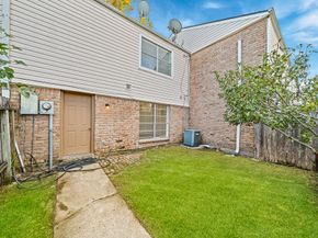 8726 Wilcrest Drive 8726, Houston TX 77099