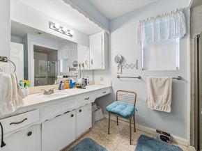 403 Blue Willow Drive, Houston TX 77042