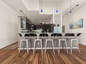 102 Quitman Street 201, Houston TX 77009