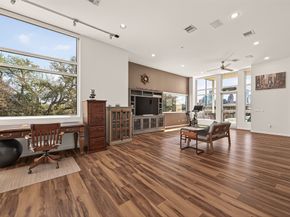 102 Quitman Street 201, Houston TX 77009