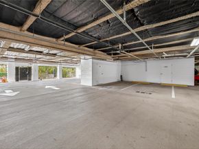 102 Quitman Street 201, Houston TX 77009