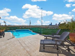 102 Quitman Street 201, Houston TX 77009