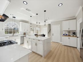 4042 Glen Cove Drive, Houston TX 77021