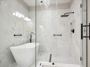 4042 Glen Cove Drive, Houston TX 77021