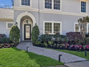 4042 Glen Cove Drive, Houston TX 77021