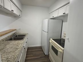 10501 South Drive 293, Houston TX 77099