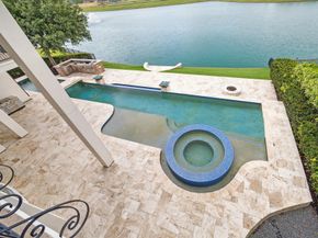 38 Enclave Manor Drive, Sugar Land TX 77479